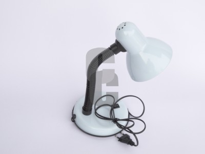 Настолна лампа - Бяла                                                                                                                                                                                                                                                                                       